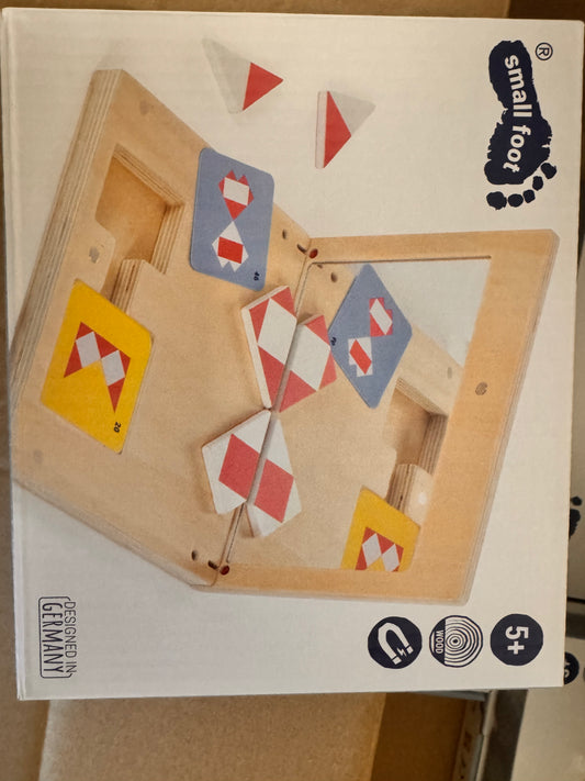 Symmetriespiel mit Spiegel